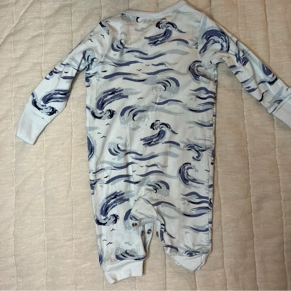 Modern Moments Infant Boys Blue Waves Snap front Knit Sleeper Pajamas 0-3 Months